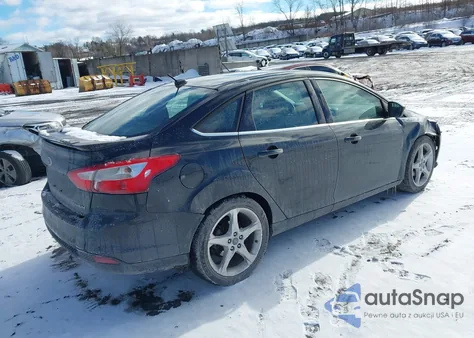 2013 Ford Focus Titanium from USA, damaged, VIN 1FADP3J25DL174154